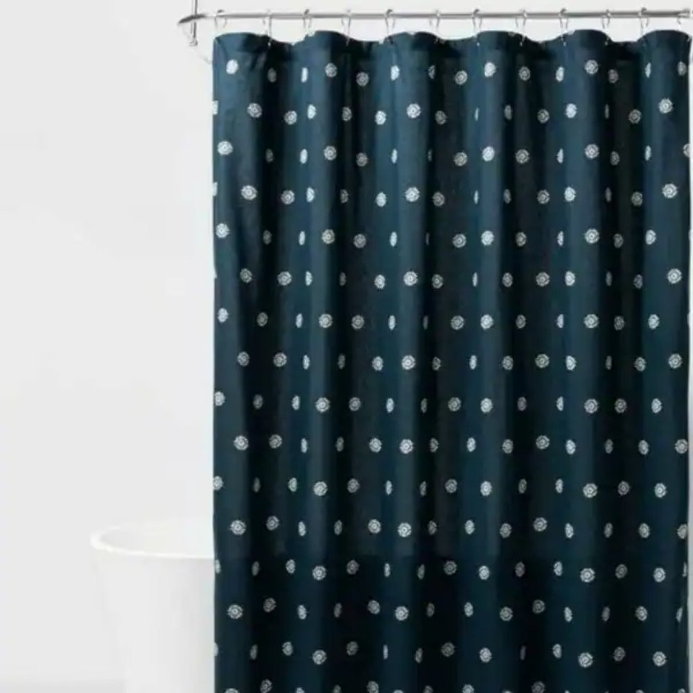 THRESHOLD SHOWER CURTAIN - 72"X72" - BLUE FLOWER DOT